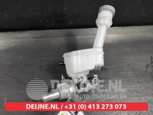 Gebruikte Hoofdremcilinder Suzuki SX4 S-Cross (JY) 1.6 16V DDiS Prijs € 40,00 Margeregeling aangeboden door V.Deijne Jap.Auto-onderdelen BV