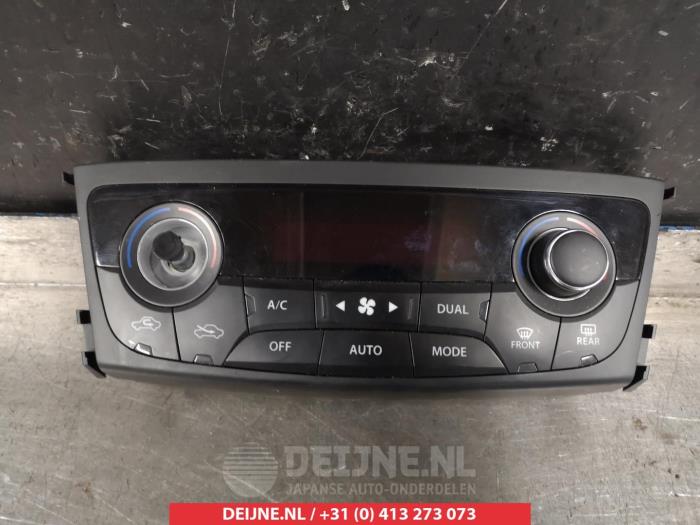 Suzuki SX-4 Heater control panel O306257