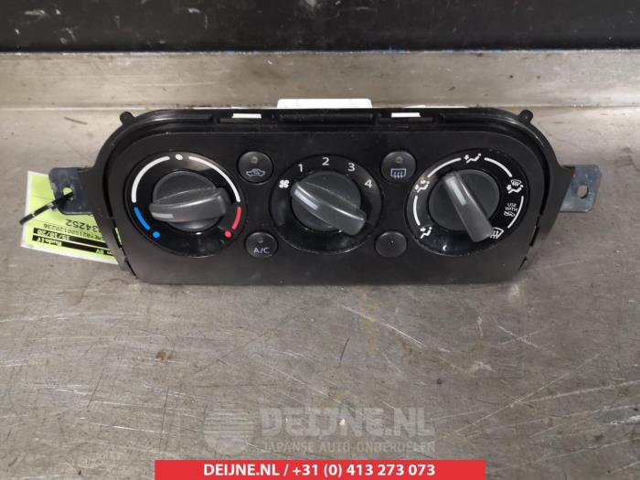 Suzuki SX-4 Heater control panel O306193