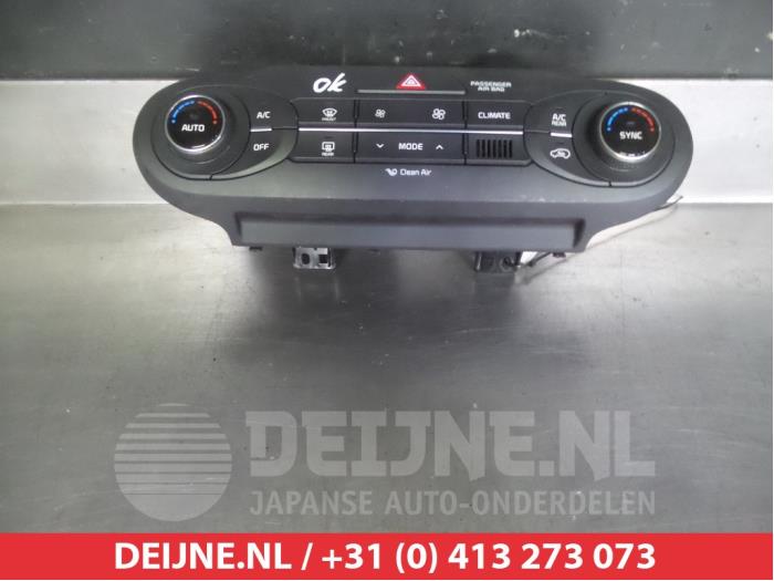 Kia Sorento Kachel Bedieningspaneel O305935