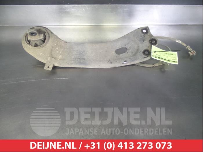 Kia Sorento Draagarm links-achter O383538