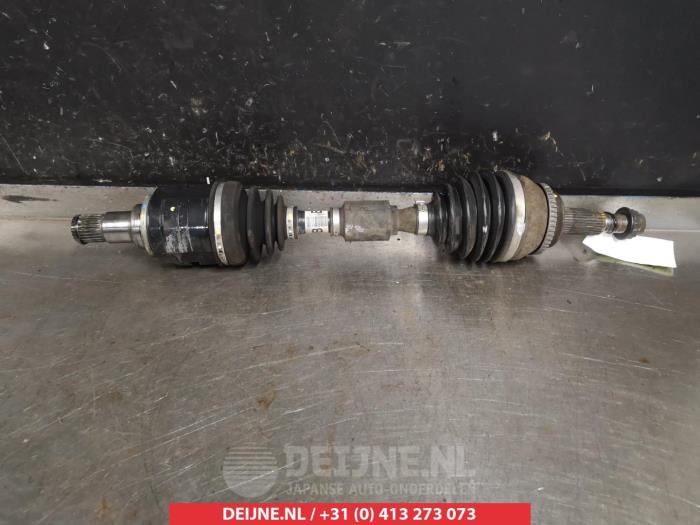 Toyota Corolla Verso Aandrijfas links-voor O318590