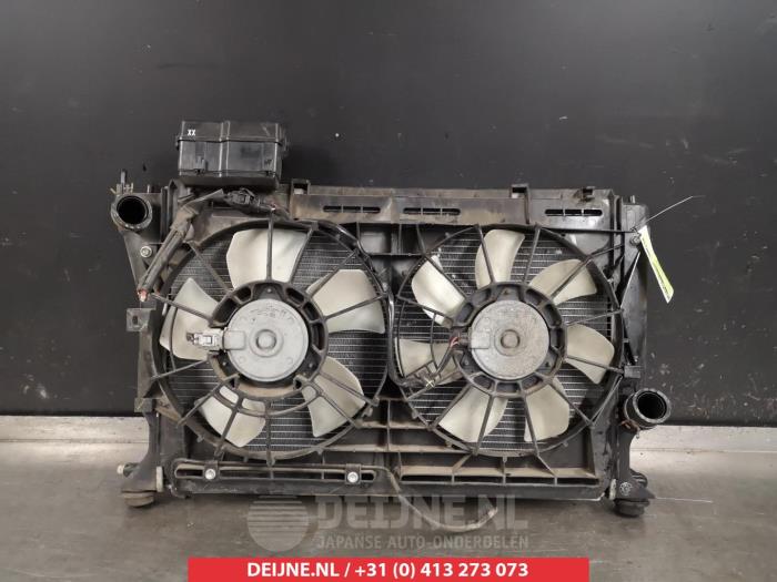 Toyota Corolla Verso Kühler O340045