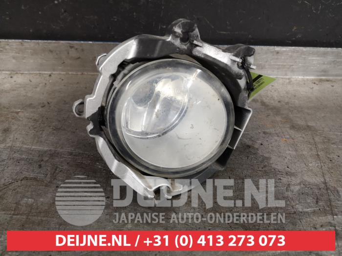 Toyota Avensis Nebelscheinwerfer rechts vorne O268746