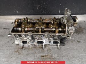 Nissan 350 Z Cylinder head O352180 photo 2