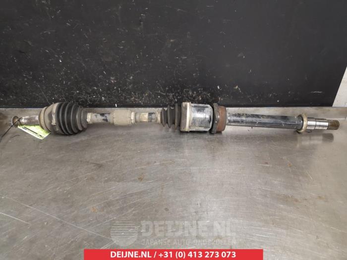 Toyota Corolla Verso Antriebswelle rechts vorne O320069