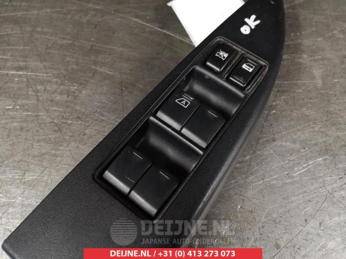 Subaru Legacy Multi-functional window switch O311739