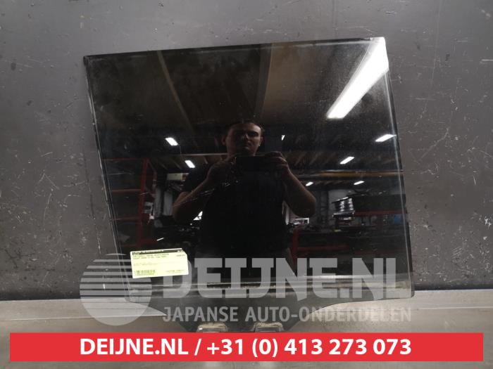 Suzuki Grand Vitara Portierruit 4Deurs rechts-achter O288814