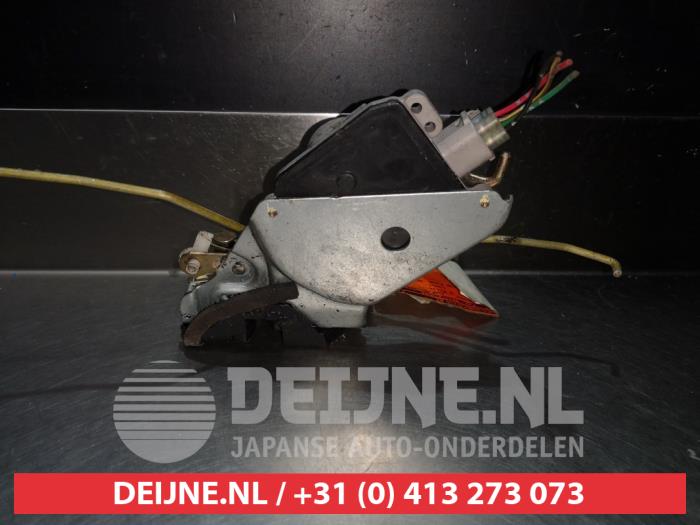 Suzuki Jimny Deurslot Mechaniek 2Deurs links O279097