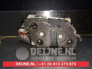 Suzuki Jimny Türschlossmechanik 2-türig links O279097 foto 3