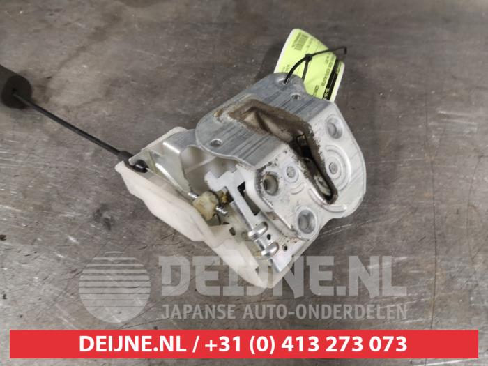 Mazda 5 Deurslot Mechaniek 4Deurs rechts-achter O281354