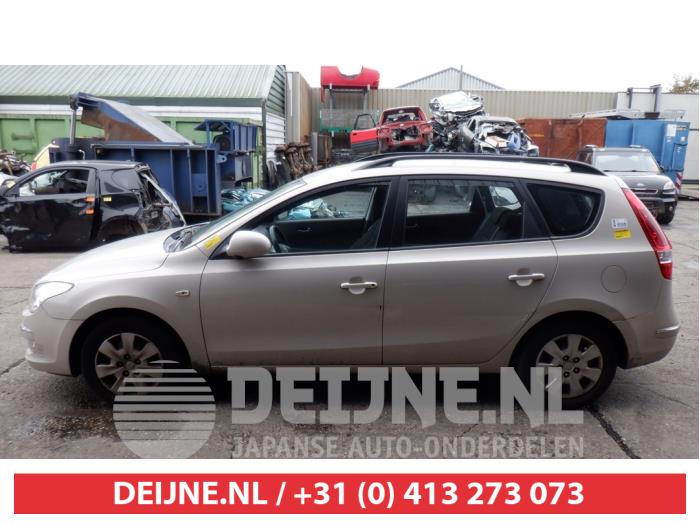 Hyundai I30 Türscheibe 4-türig links vorne O273918