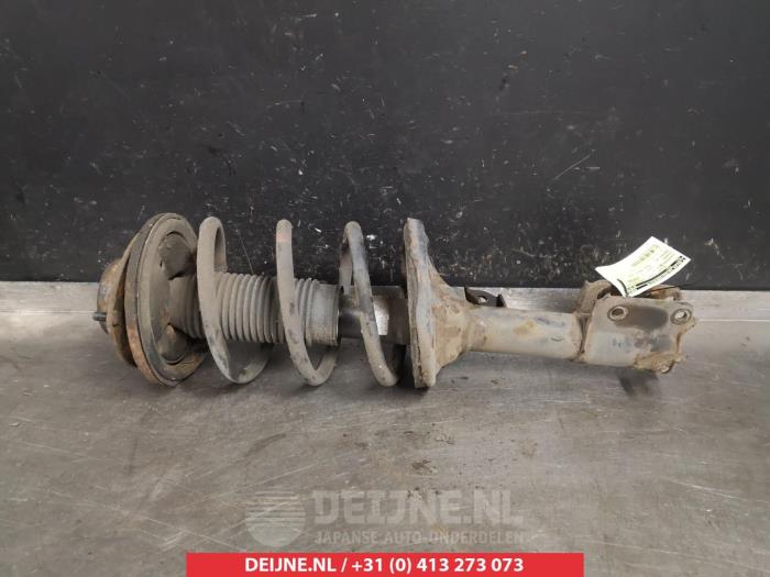 Hyundai Santafe Stoßdämpferstrebe links vorne O320435