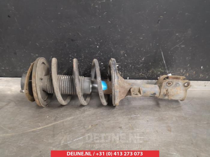 Hyundai Santafe Stoßdämpferstrebe rechts vorne O321278