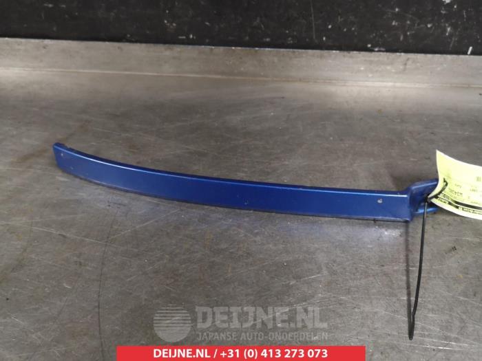 Toyota Funcruiser Scheinwerferring rechts O267474