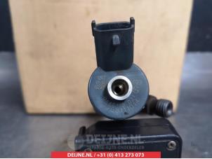Mitsubishi Carisma Verstuiver (diesel) O355638 foto 3
