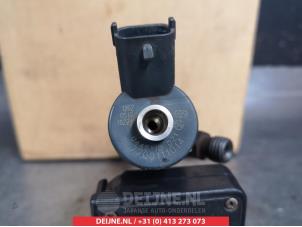 Mitsubishi Carisma Einspritzdüse (Diesel) O355633 foto 3