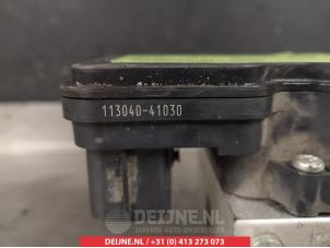 Toyota Prius ABS Pumpe O338617 foto 3