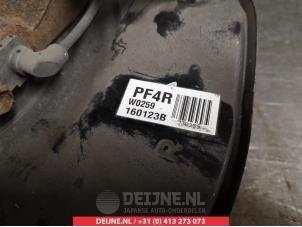Toyota Prius Knuckle, front right O324241 photo 2