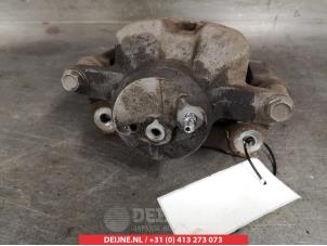 Toyota Prius Front brake calliper, right O327017 photo 2