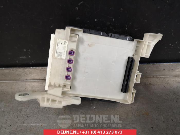 Toyota Prius Sicherungskasten O350360