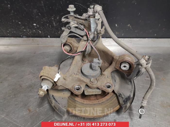 Toyota Prius Fusee rechts-achter O383093
