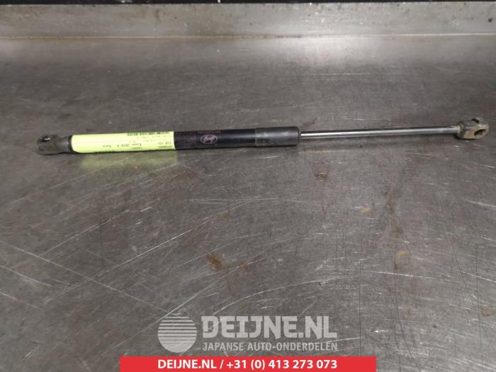 Hyundai I10 Rear gas strut, left O293647