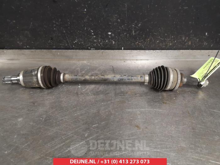 Suzuki Celerio Antriebswelle links vorne O318448