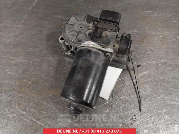 Hyundai Tucson Ruitenwissermotor voor O348573