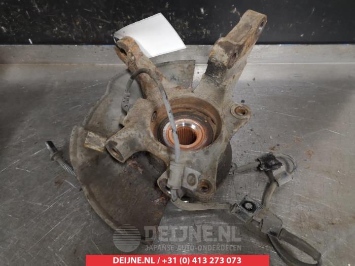 Hyundai Tucson Fusee links-voor O322411