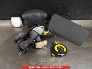 Gebruikte Airbag Set + Module Hyundai Tucson (JM) 2.0 CRDi VGT 16V 4x2 Prijs € 400,00 Margeregeling aangeboden door V.Deijne Jap.Auto-onderdelen BV
