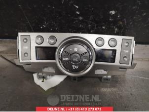 Gebruikte Kachel Bedieningspaneel Toyota Verso 1.6 16V VVT-i Prijs op aanvraag aangeboden door V.Deijne Jap.Auto-onderdelen BV