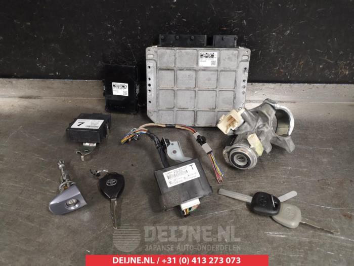 Toyota Verso Ignition lock + key O336085
