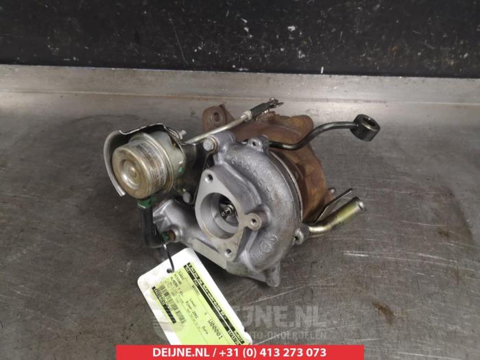 Nissan Almera Tino Turbo O365730