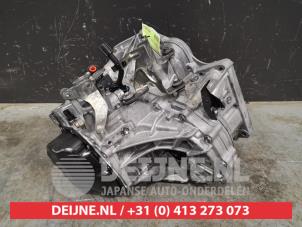 Suzuki SX-4 Gearbox O373015 photo 2