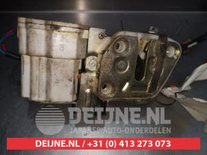 Mazda MX-5 Türschlossmechanik 2-türig rechts O279154 foto 3
