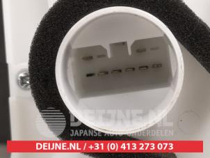 Suzuki SX-4 Deurslot Mechaniek 4Deurs links-voor O9990004034 foto 3