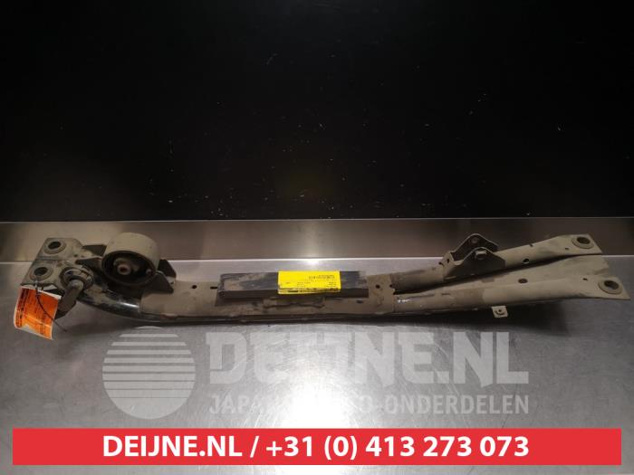 Nissan Almera Motorbalken O350401