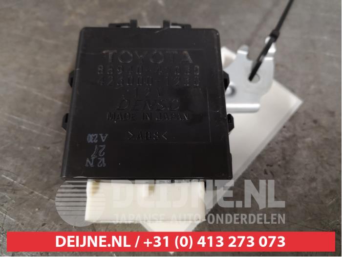 Toyota Prius Ruitenwisser Module O394136