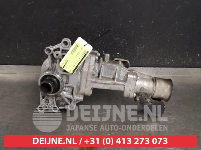 Mitsubishi Outlander Tussenbak 4x4 O394239