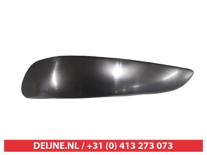 Toyota Aygo Bumperlijst links-voor O9990000472