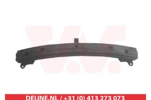 Nieuwe Bumperbalk voor Hyundai Getz Prijs € 39,85 Inclusief btw aangeboden door V.Deijne Jap.Auto-onderdelen BV