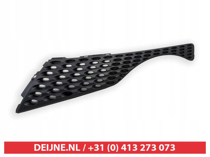 Nissan Juke Grille O9990000908