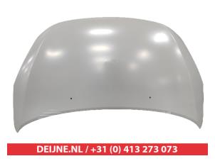 Nieuwe Motorkap Suzuki Splash Prijs € 211,75 Inclusief btw aangeboden door V.Deijne Jap.Auto-onderdelen BV