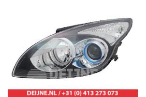 Nieuwe Linker Koplamp Hyundai I30 Prijs € 126,97 Inclusief btw aangeboden door V.Deijne Jap.Auto-onderdelen BV