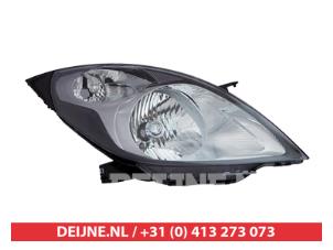 Nieuwe Koplamp rechts Chevrolet Spark Prijs € 122,51 Inclusief btw aangeboden door V.Deijne Jap.Auto-onderdelen BV