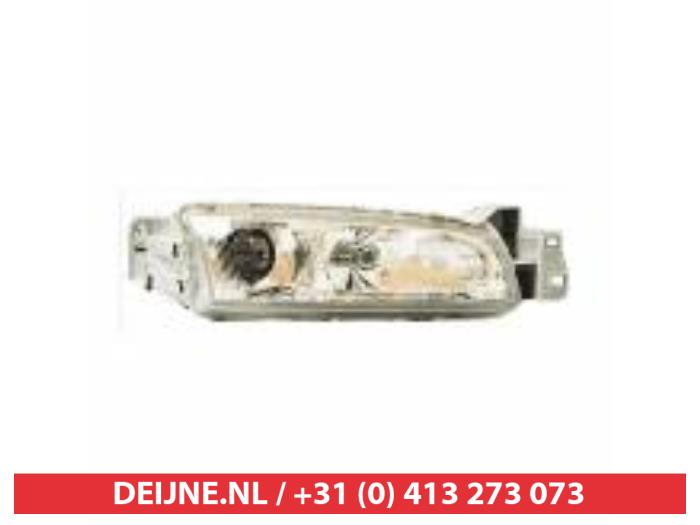 Mazda 626 Koplamp rechts O9990001911