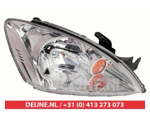 Nieuwe Koplamp rechts Mitsubishi Lancer Prijs € 85,22 Inclusief btw aangeboden door V.Deijne Jap.Auto-onderdelen BV