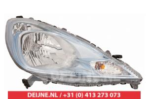 Nieuwe Koplamp rechts Honda Jazz Prijs € 123,58 Inclusief btw aangeboden door V.Deijne Jap.Auto-onderdelen BV