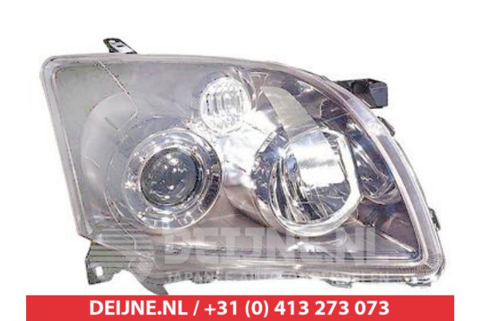 Toyota Avensis Headlight, right O9990002245